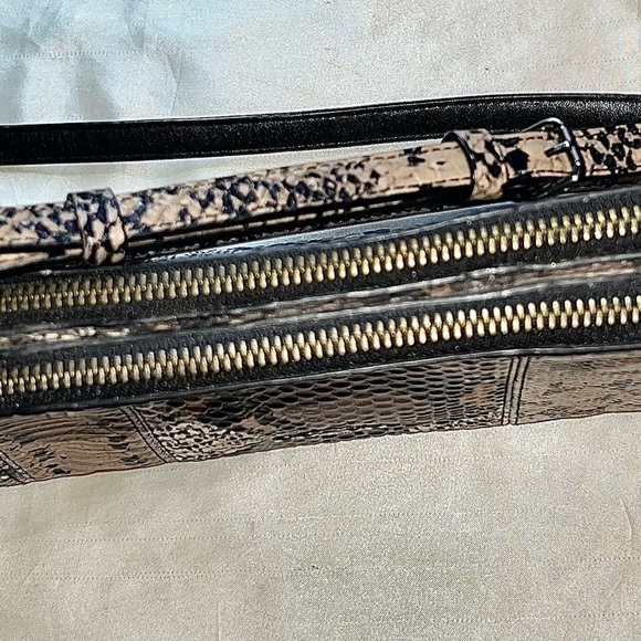 Snakeskin Coach bag - Picture 3 of 5